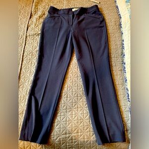 Tahari Alyssa slim leg dress pants size 8